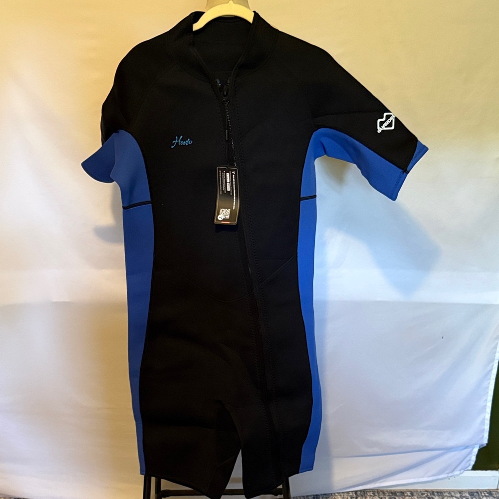 Hevto Men Wetsuit Shorty 2mm
